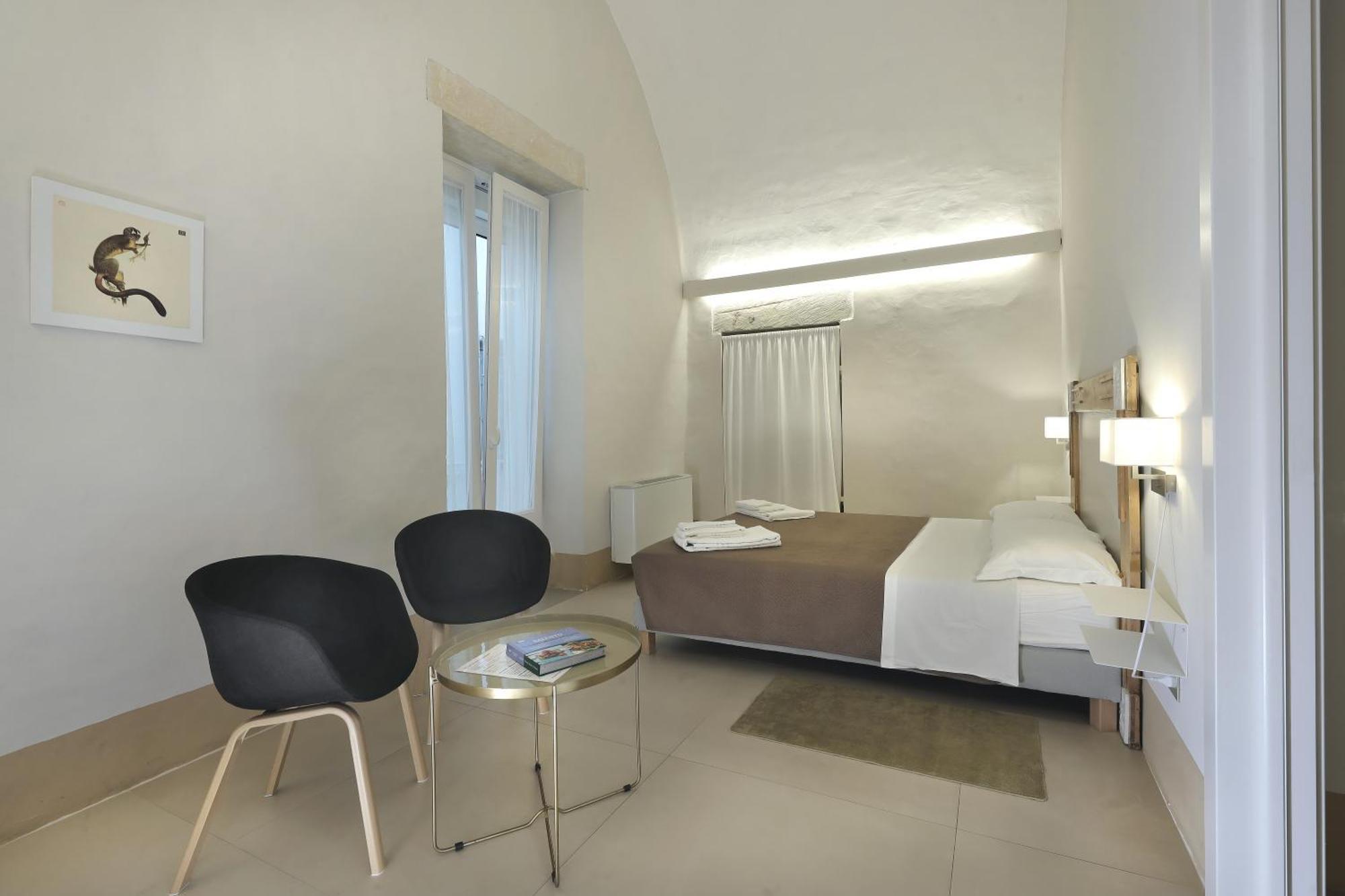 Palazzo Circolone Hotel Poggiardo Exterior photo